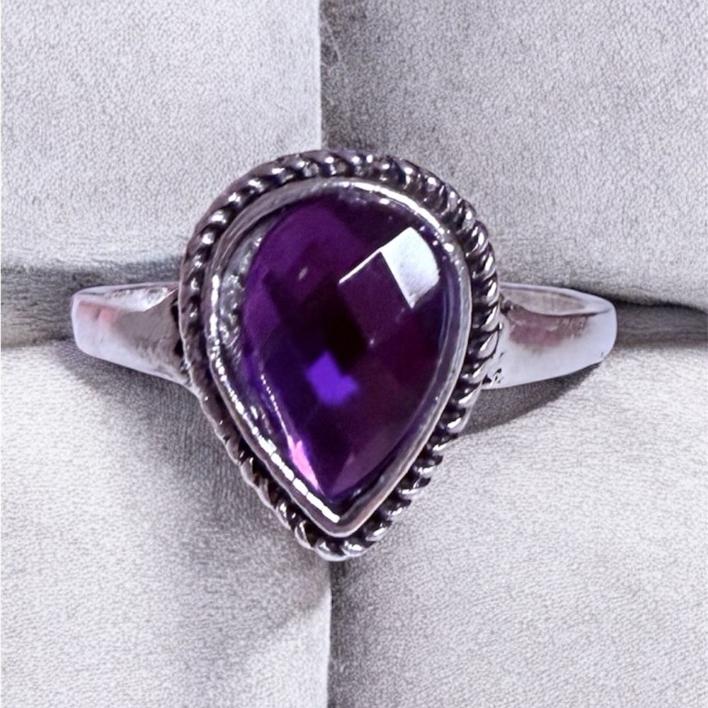 🔥2/$24 or 3/$30🔥 Purple Teardrop Silver Ring